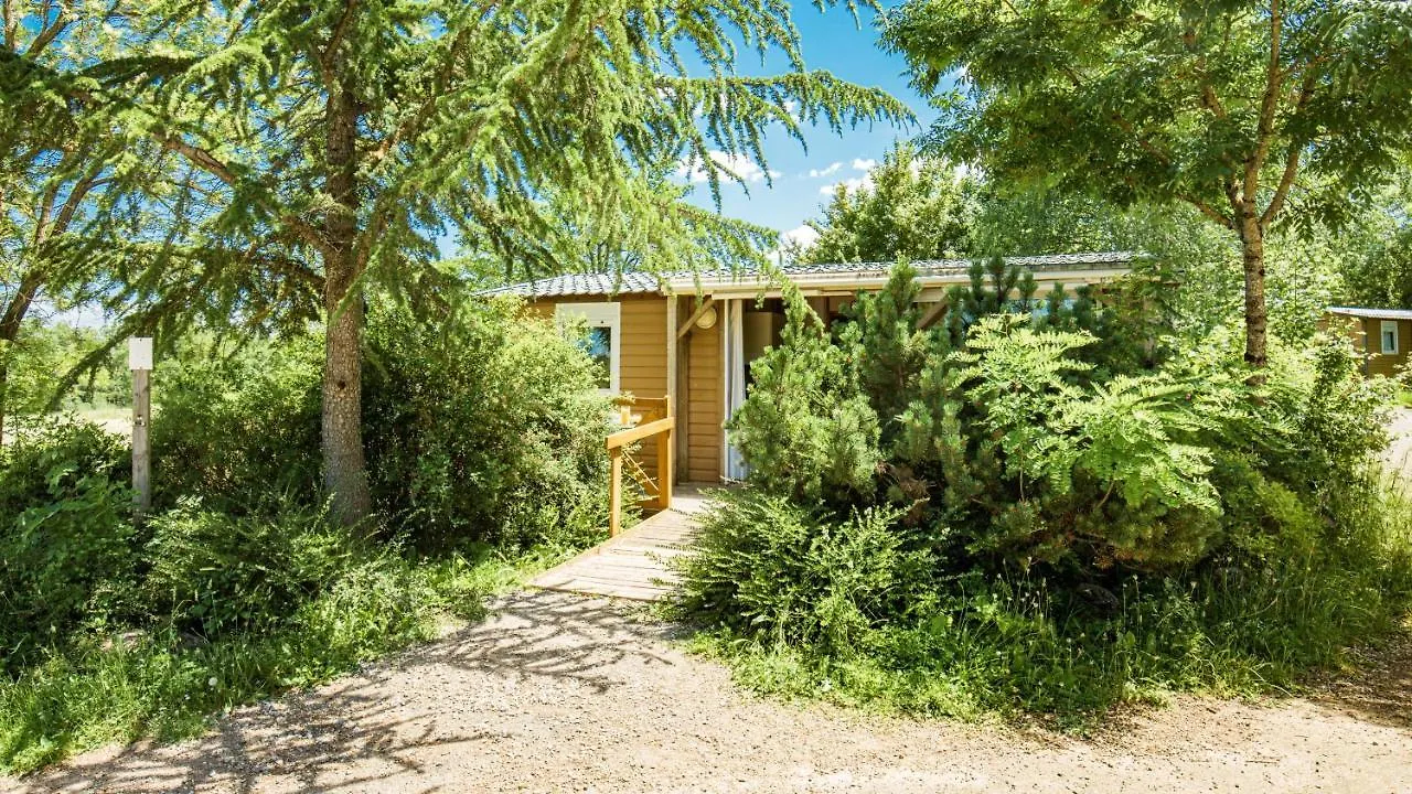 Le Monastere Domaine De Combelles Vacances شاليه