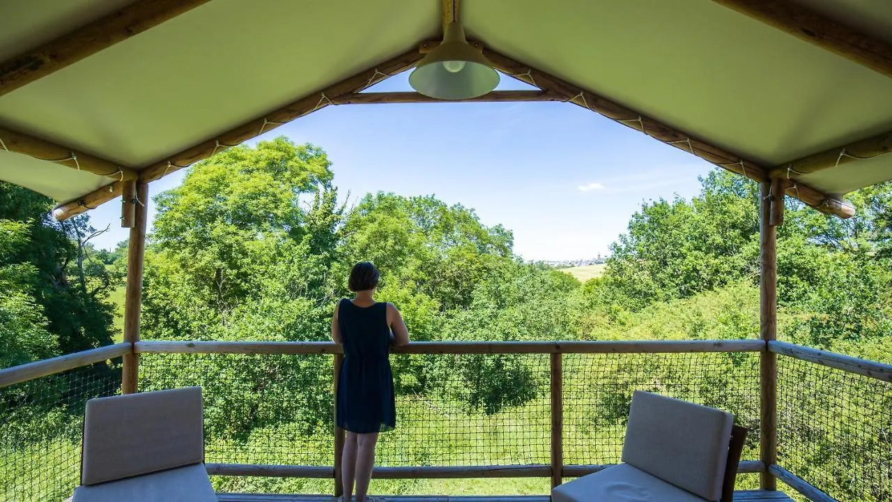 Le Monastere Domaine De Combelles Vacances